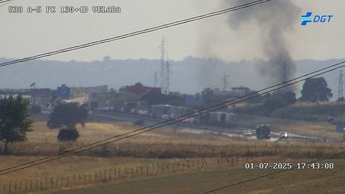 Tráfico cortado en la A-5 en Talavera por incendio en camión