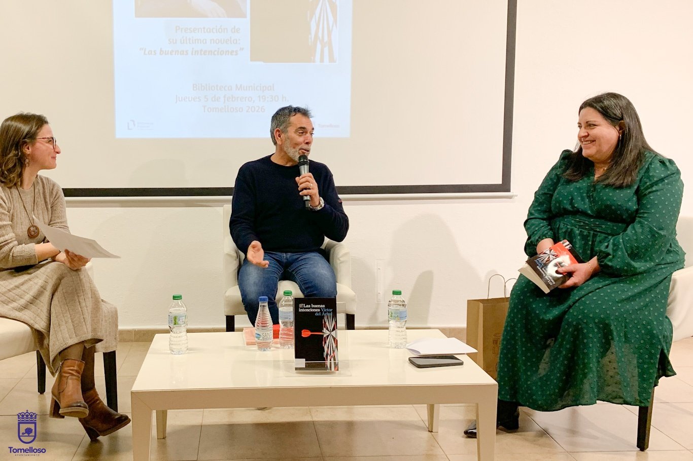 Comparte este contenido en Twitter