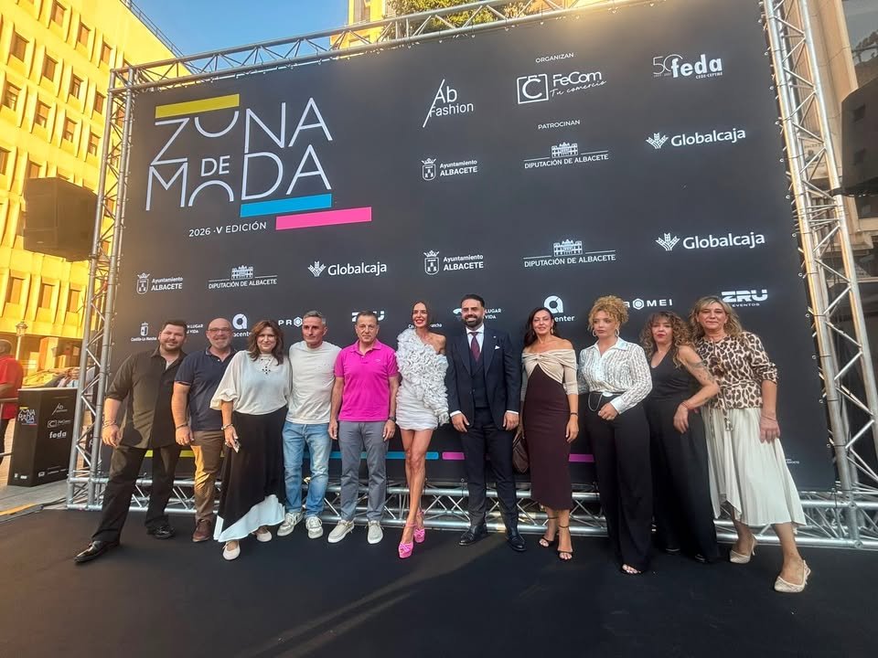 Albacete se viste de moda en la V edición de 'Zona de Moda' en la Plaza del Altozano
