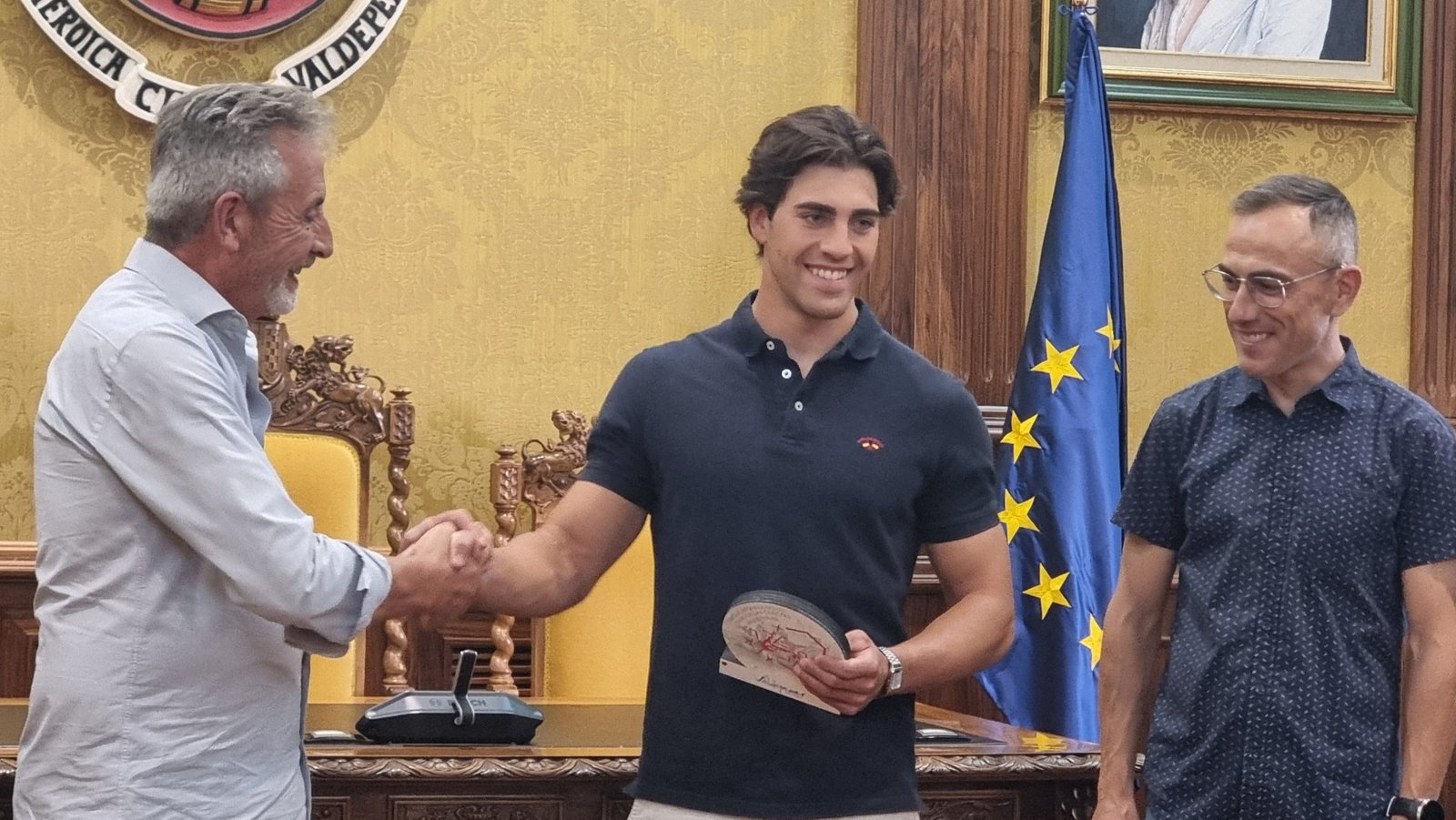 La Diputación de Ciudad Real rinde tributo a Adrián Moreno, séptimo en el Mundial sub 21 de kayak polo