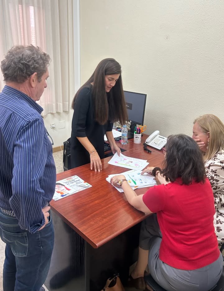 El jurado selecciona los dibujos ganadores del concurso “Escuela de Igualdad” en Talavera
