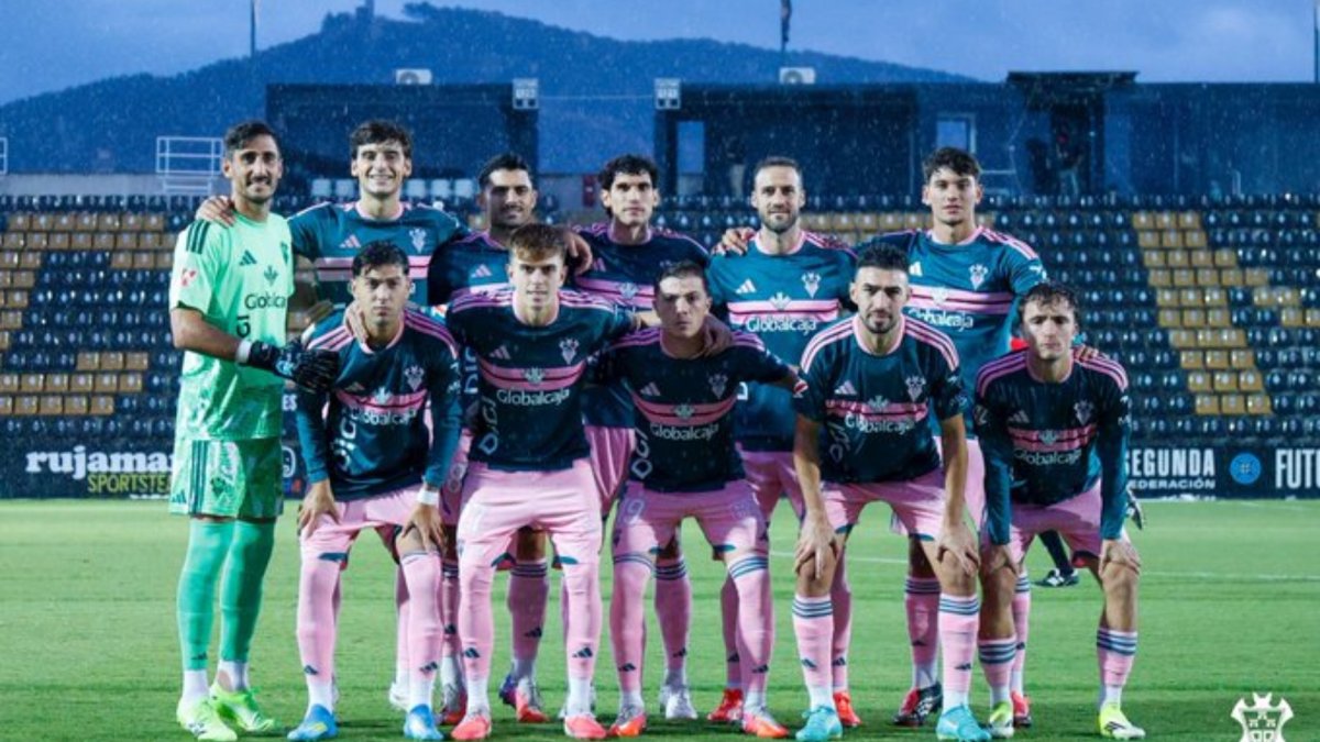 El Albacete Balompié cae en la final regional ante el Talavera y amarga el debut de Etxeberria