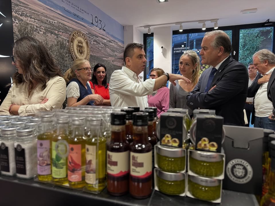 La Chinata Gourmet inaugura nueva tienda en Talavera de la Reina y dinamiza el comercio local