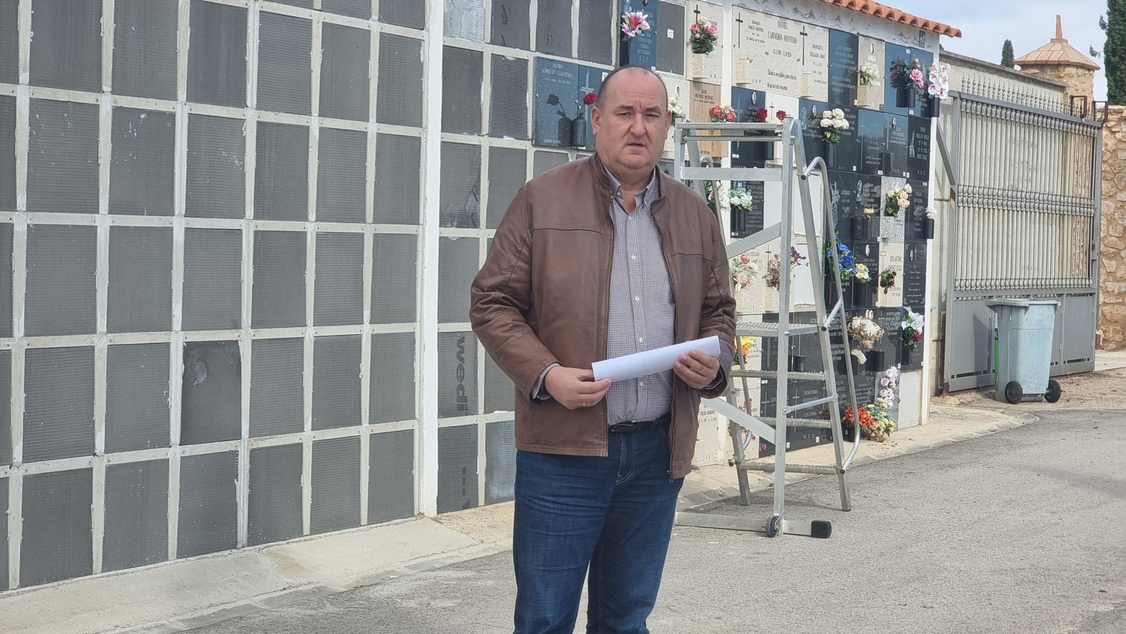 Valdepeñas destina más de 150.000 euros a mejorar el Cementerio Municipal